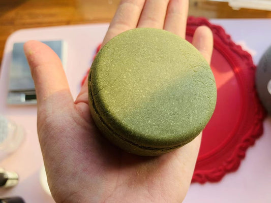 Handcrafted Peppermint and Lemongrass Essential Oil Shampoo Bar 100g 洗发饼