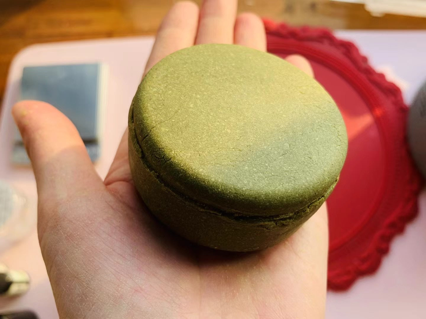 Handcrafted Peppermint and Lemongrass Essential Oil Shampoo Bar 100g 洗发饼